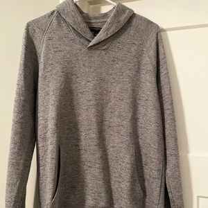 Banana Republic men’s casual sweater with from pocket